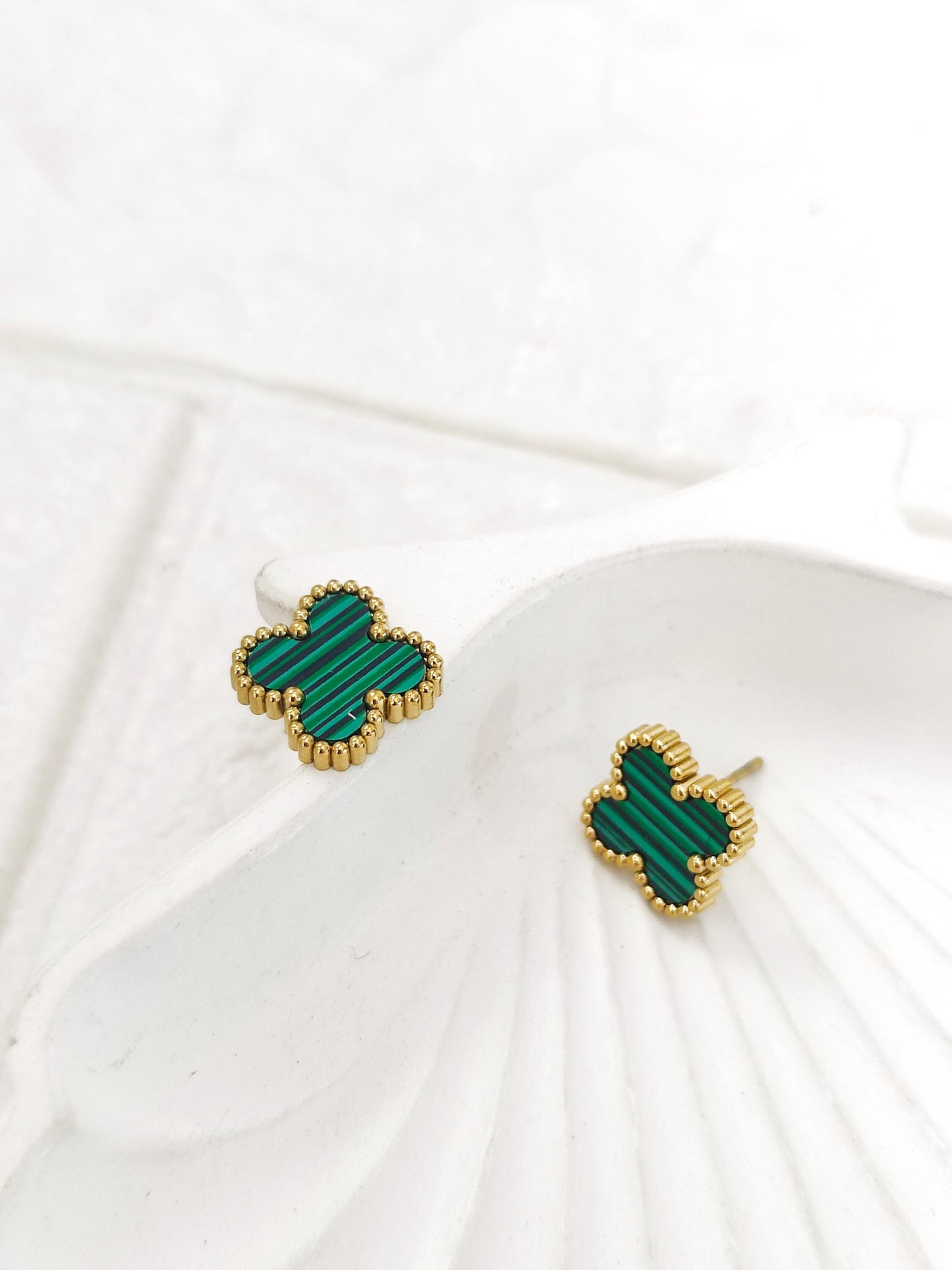 Clover Green Earring